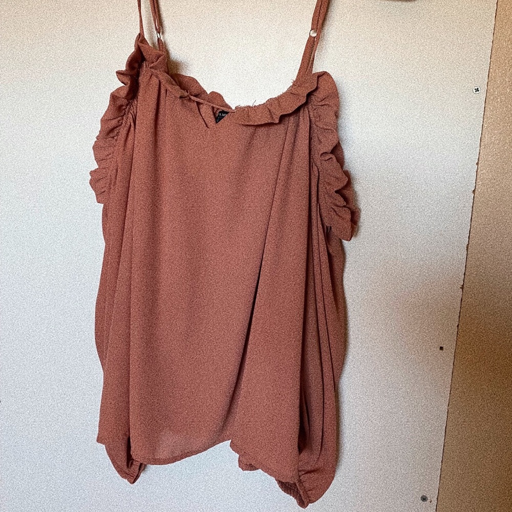 Rue 21 pink shirt size M